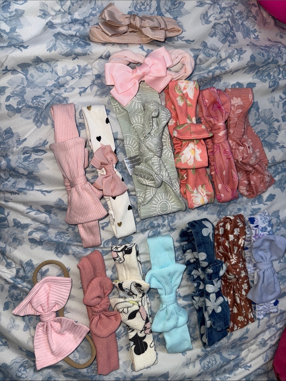 Assorted Girls' Pink Bow Headbands - Pack of Styled Kids Accessories